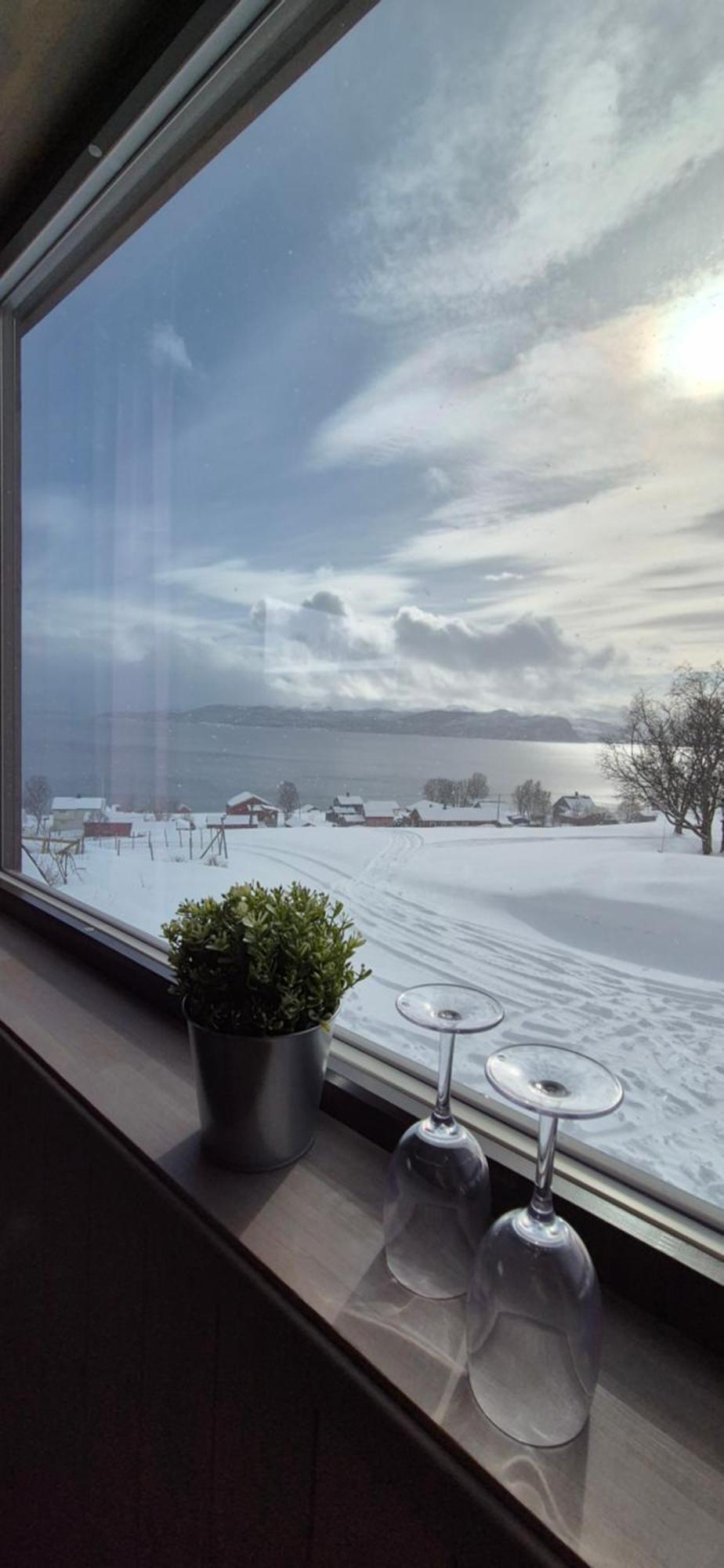 Yggdrasil Farmhotel Retreat, Spa & Yoga Straumsbukta Room photo