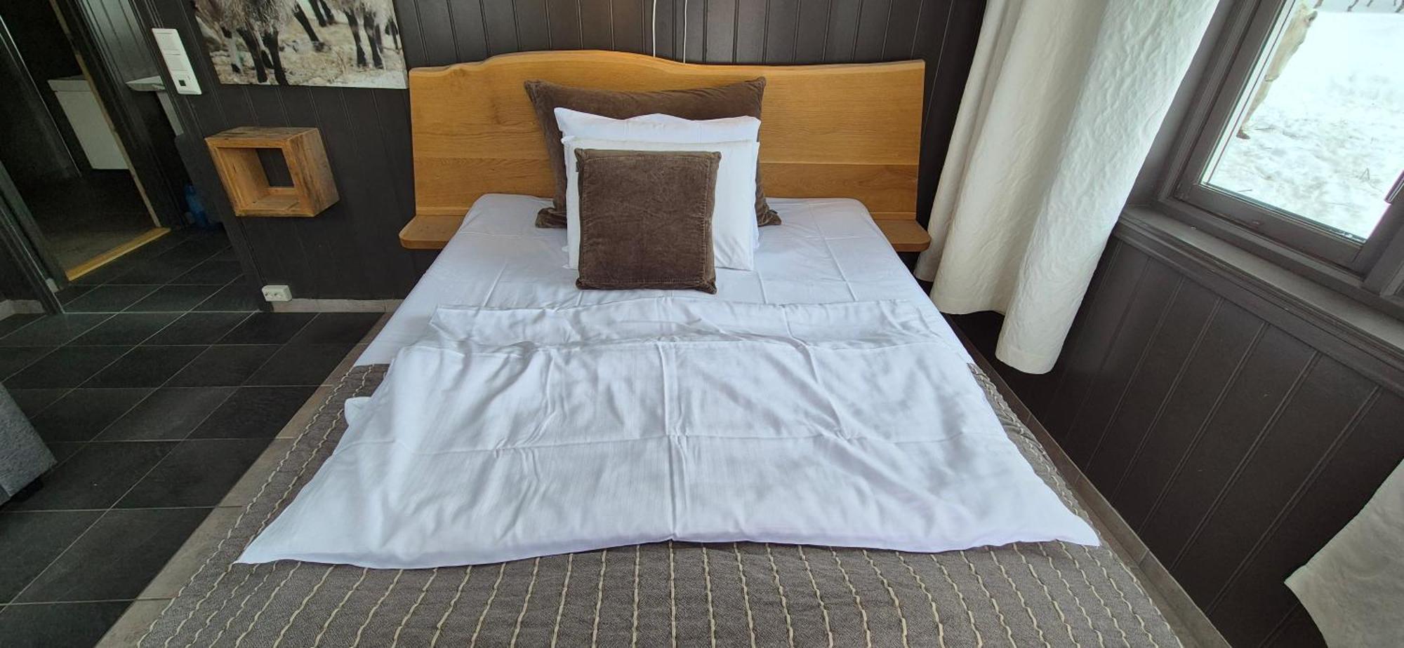 Yggdrasil Farmhotel Retreat, Spa & Yoga Straumsbukta Room photo